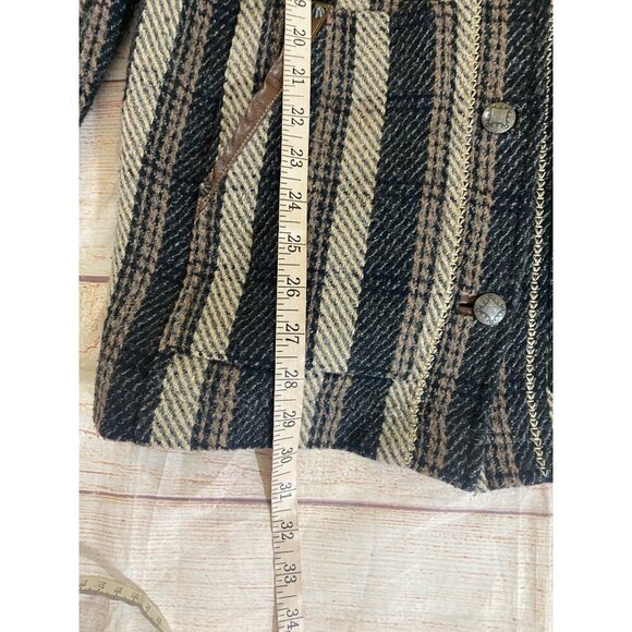 Double D Ranch Women's Multi Stripe Button Front Jacket - XL - Picture 11 of 16